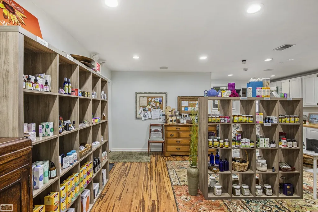 149 W Saint Clair Street Romeo Village MI 48065