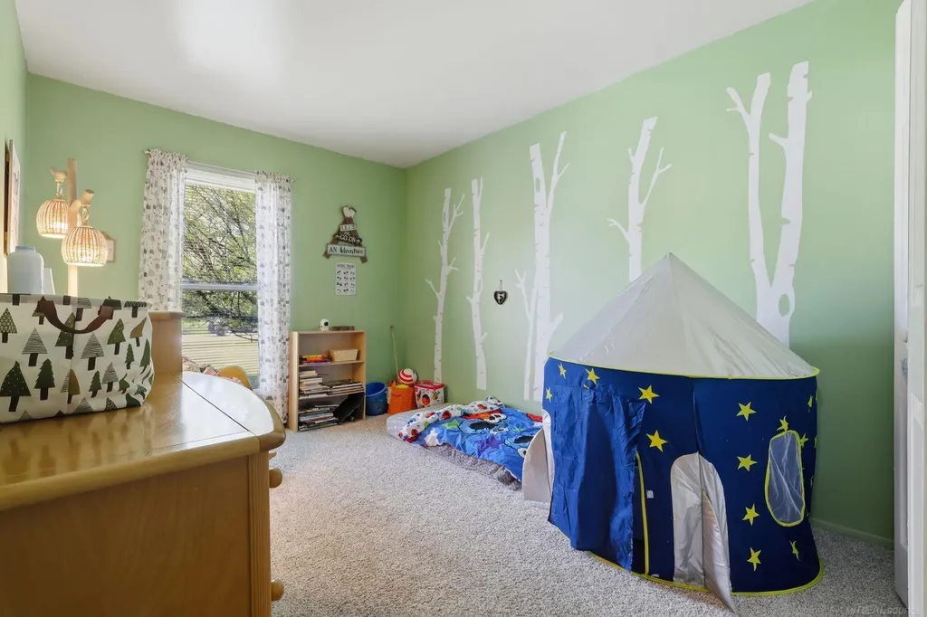 45471 Ronnen Drive Macomb Township MI 48044