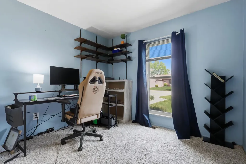 45471 Ronnen Drive Macomb Township MI 48044