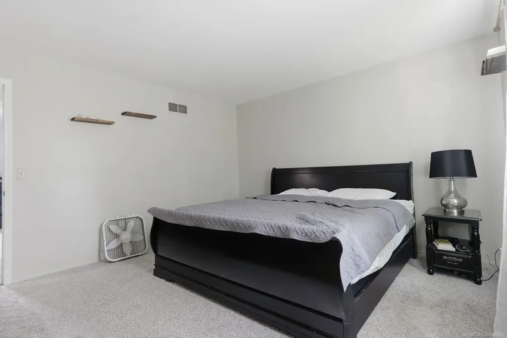45471 Ronnen Drive Macomb Township MI 48044