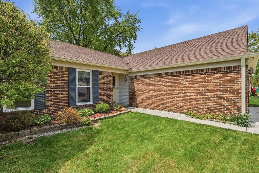 45471 Ronnen Drive Macomb Township MI 48044