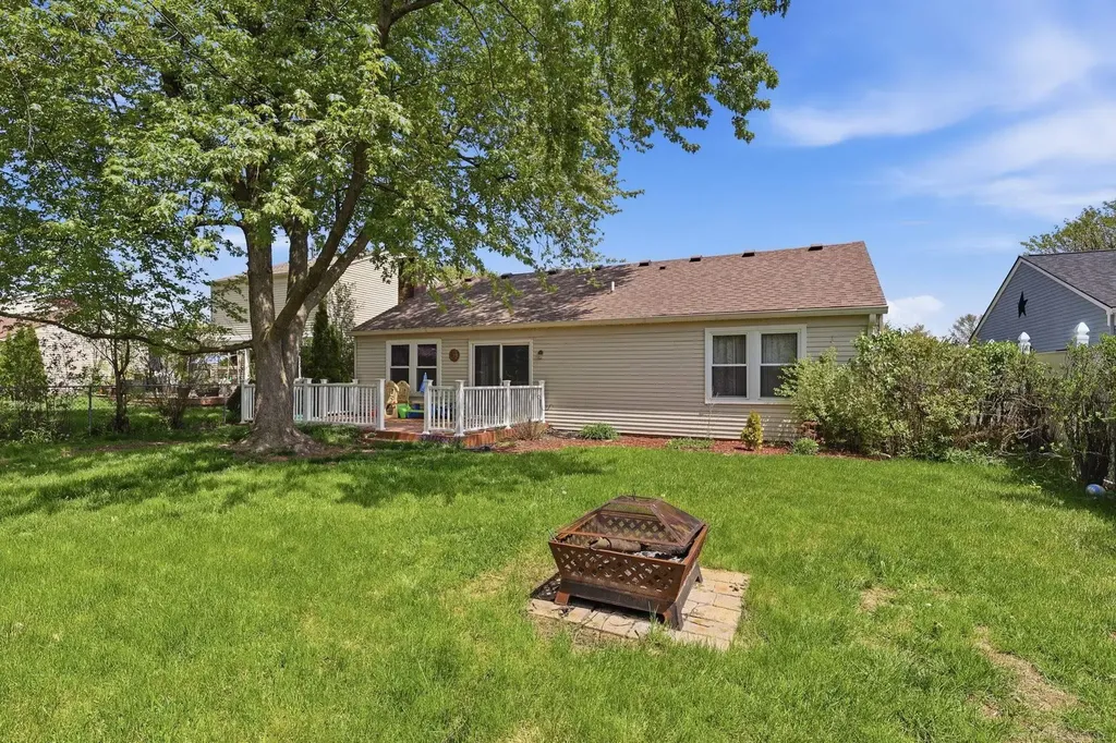 45471 Ronnen Drive Macomb Township MI 48044