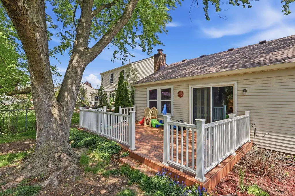 45471 Ronnen Drive Macomb Township MI 48044