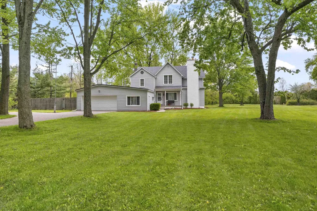 18224 Millar Road Clinton Charter Township MI 48036