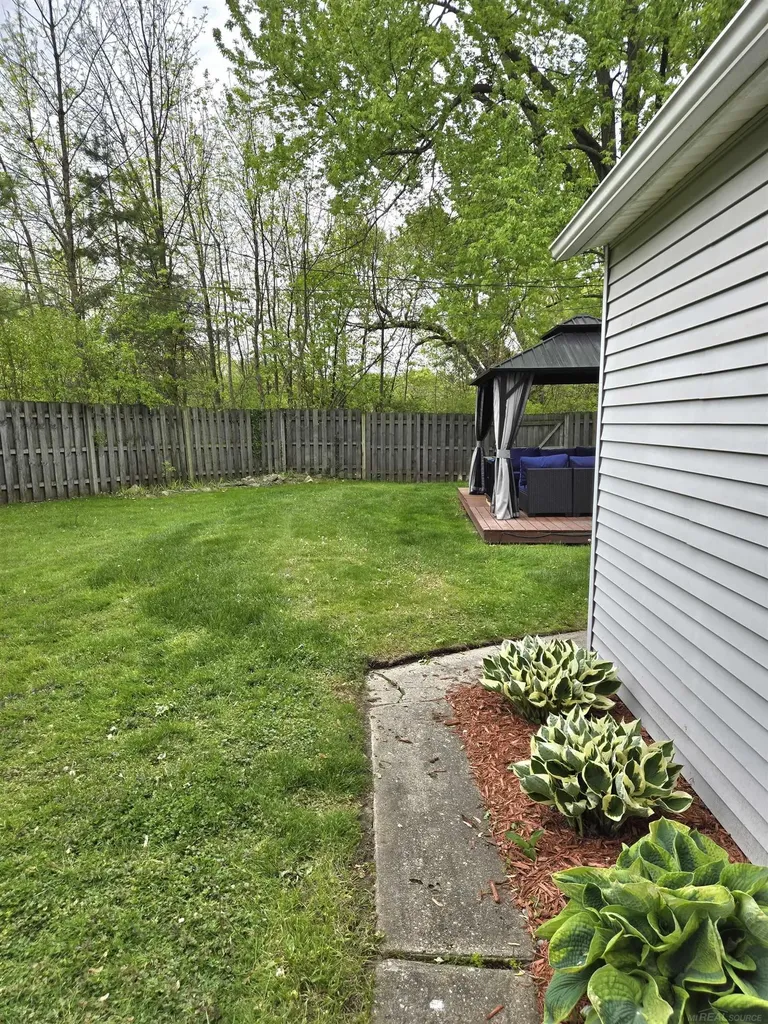 18224 Millar Road Clinton Charter Township MI 48036