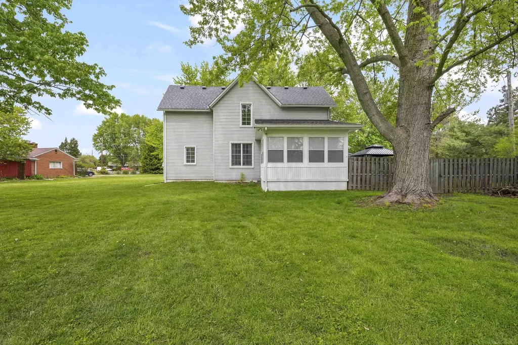 18224 Millar Road Clinton Charter Township MI 48036