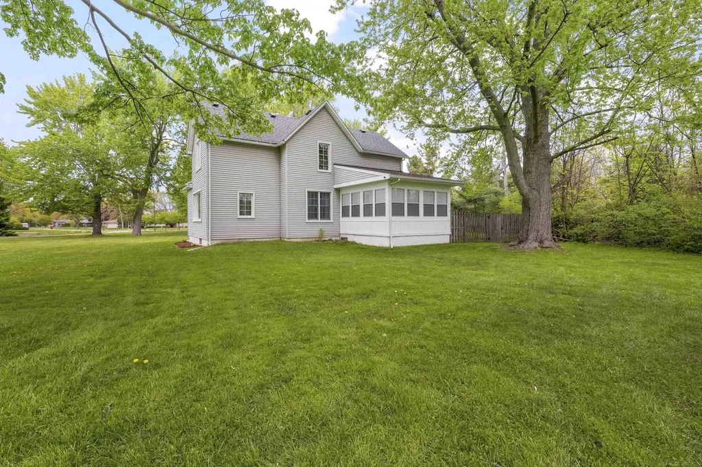 18224 Millar Road Clinton Charter Township MI 48036