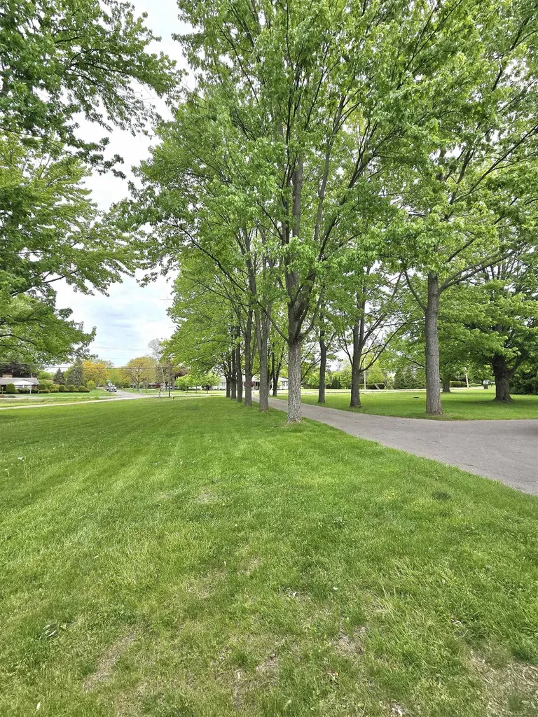 18224 Millar Road Clinton Charter Township MI 48036