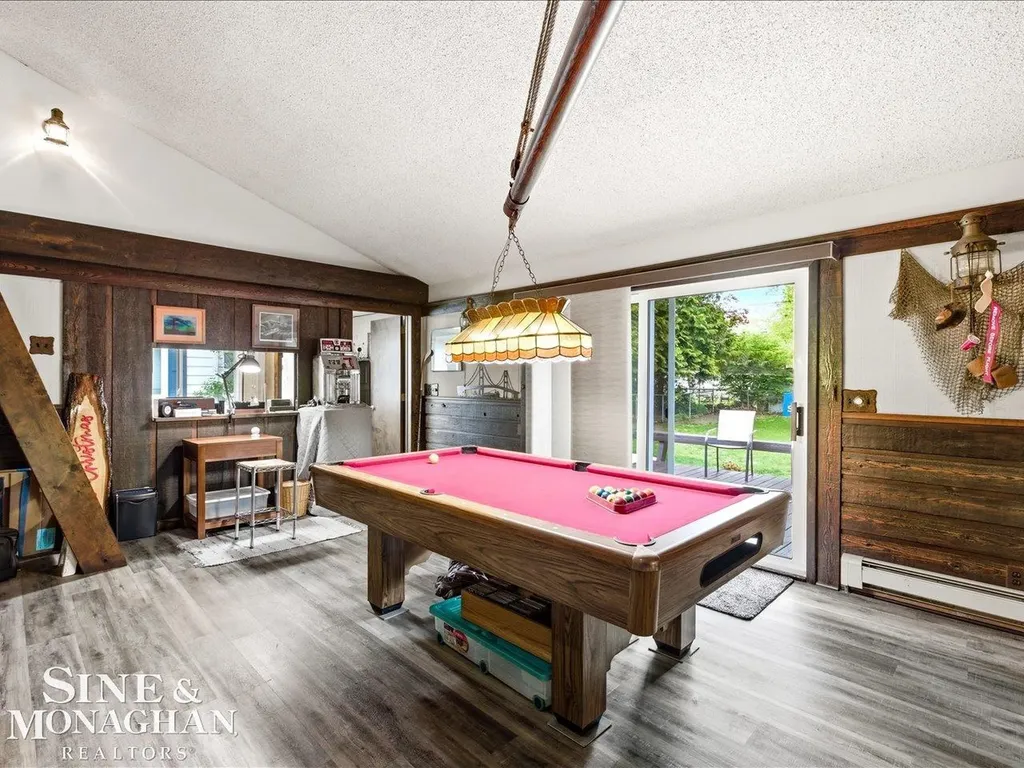 829 Townsend Cresent West Street Algonac City MI 48001