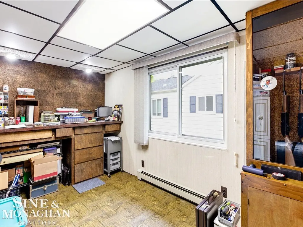 829 Townsend Cresent West Street Algonac City MI 48001