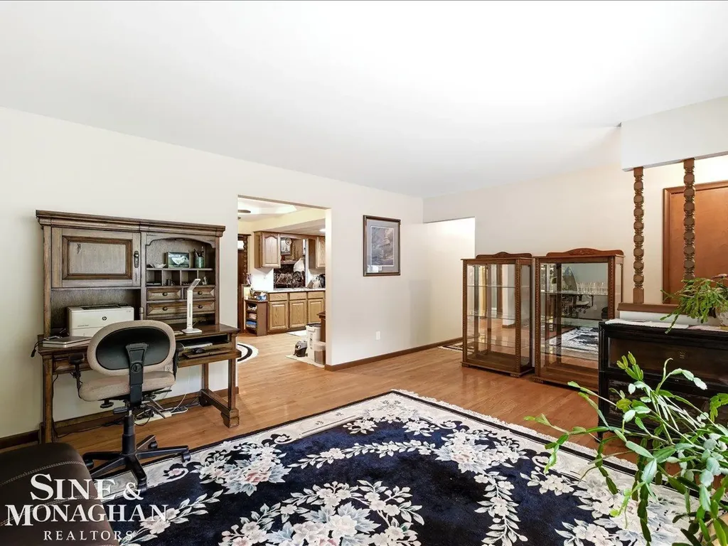 829 Townsend Cresent West Street Algonac City MI 48001