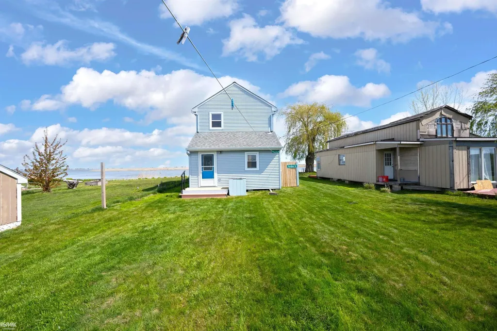 7286 South Channel Drive Clay Township MI 48028