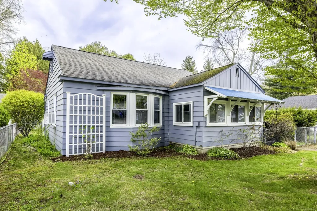 7353 Maple Road Worth Township MI 48450