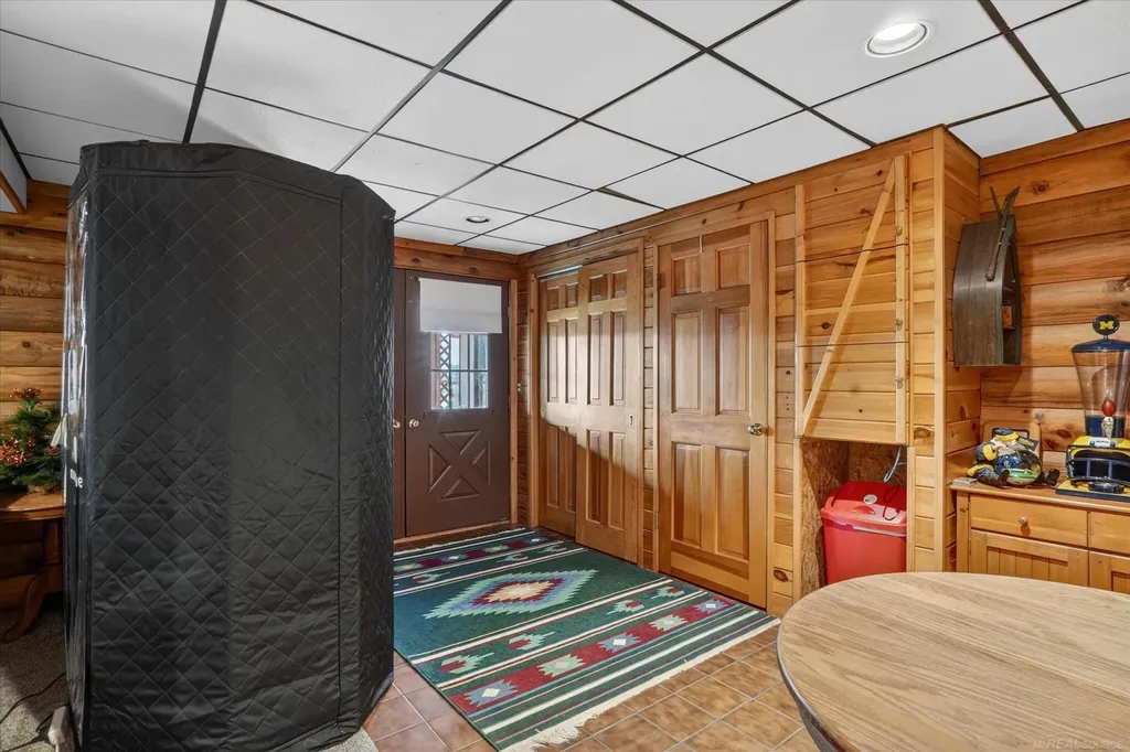 14601 Brookhurst Drive Somerset Township MI 49233