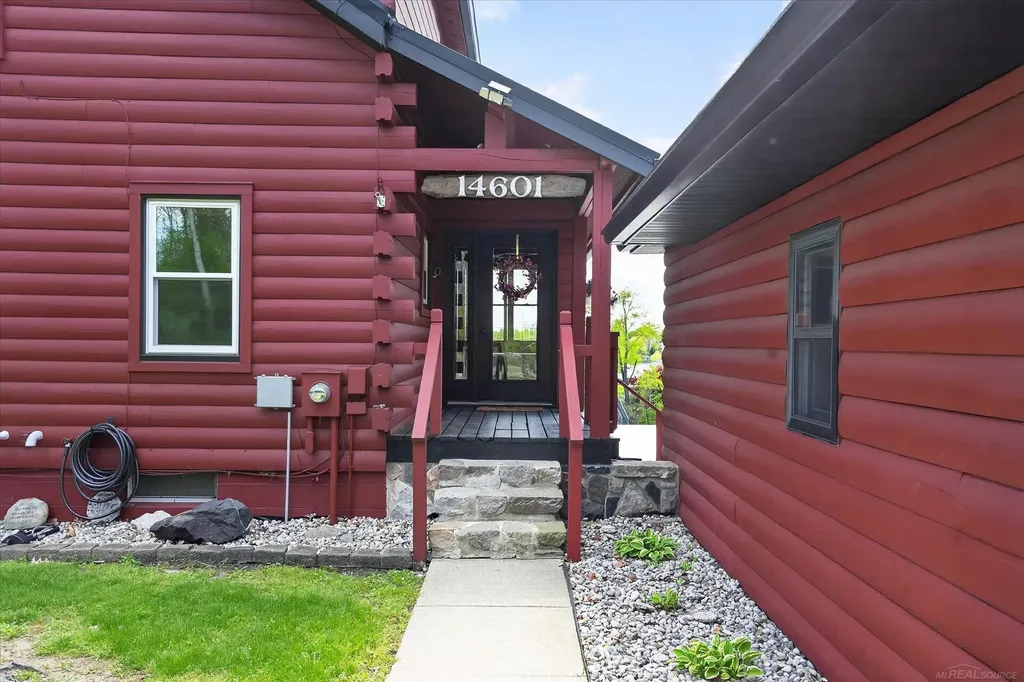 14601 Brookhurst Drive Somerset Township MI 49233