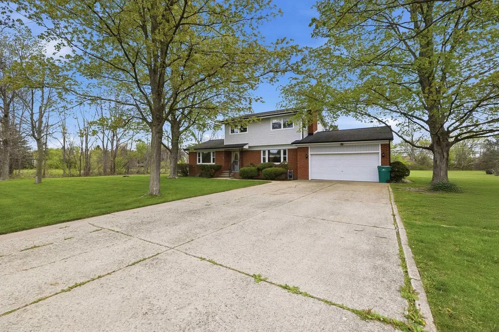 46700 Tilch Road Macomb Township MI 48044