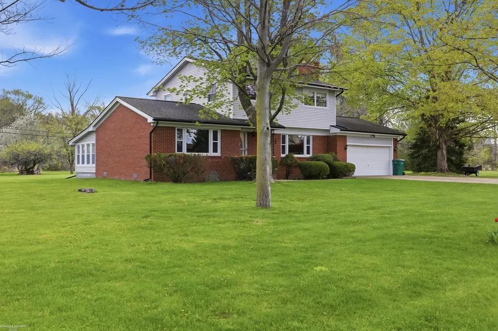 46700 Tilch Road Macomb Township MI 48044