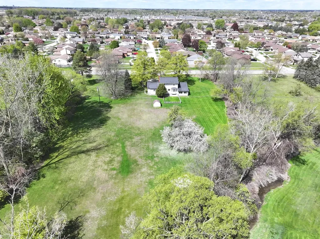 46700 Tilch Road Macomb Township MI 48044