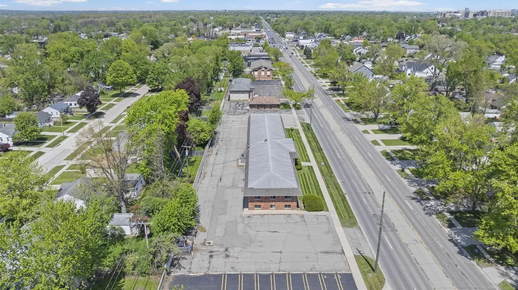 28475 Greenfield Road Southfield City MI 48076