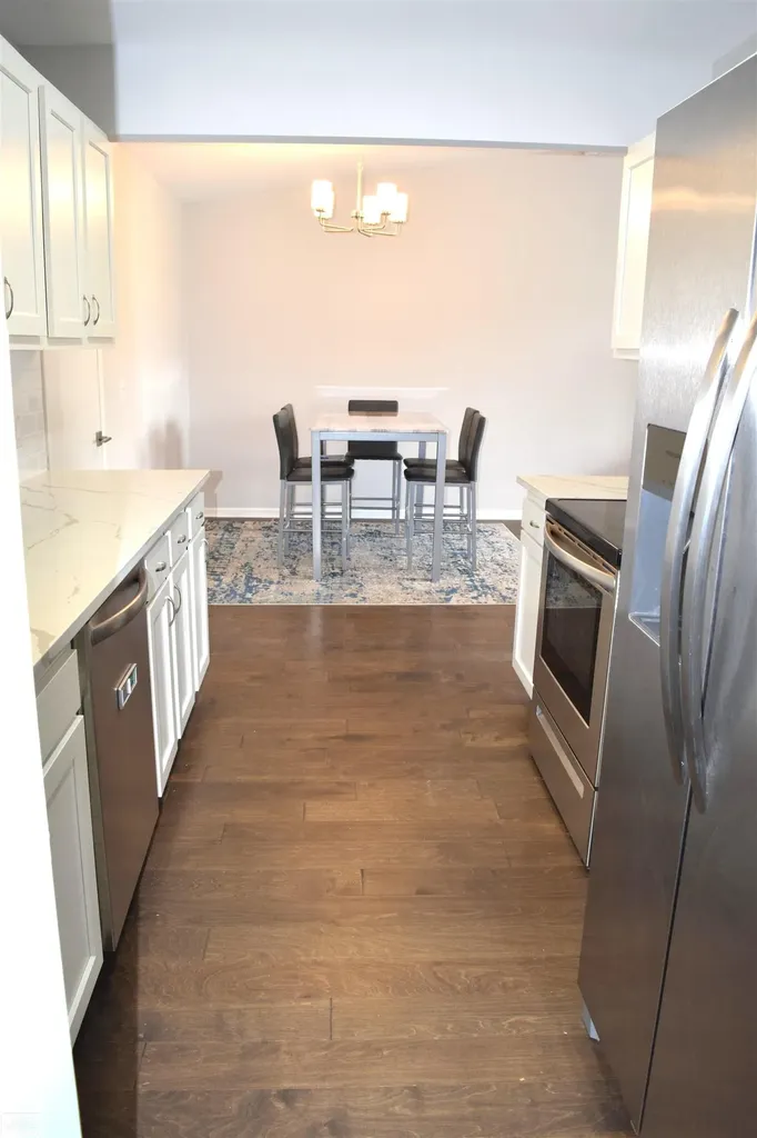29683 Beech Nut Drive Warren City MI 48092