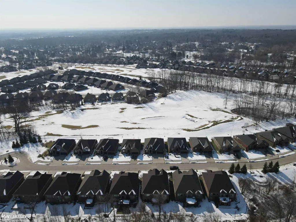 7001 Venturi Drive Washington Township MI 48094