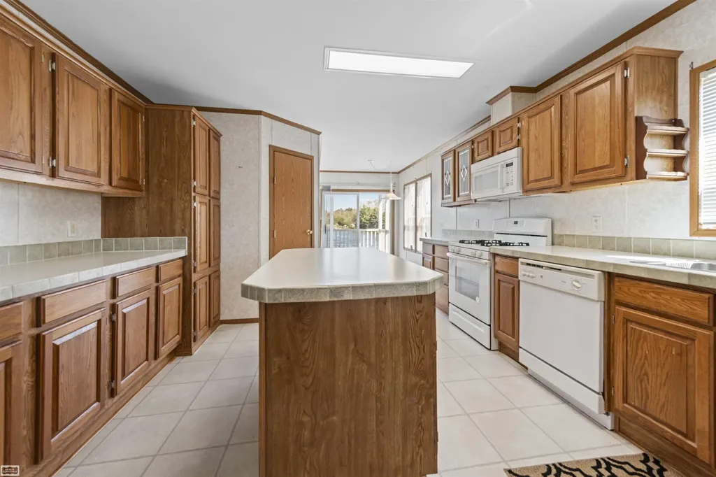 6218 Square Lake Drive Kimball Township MI 48074