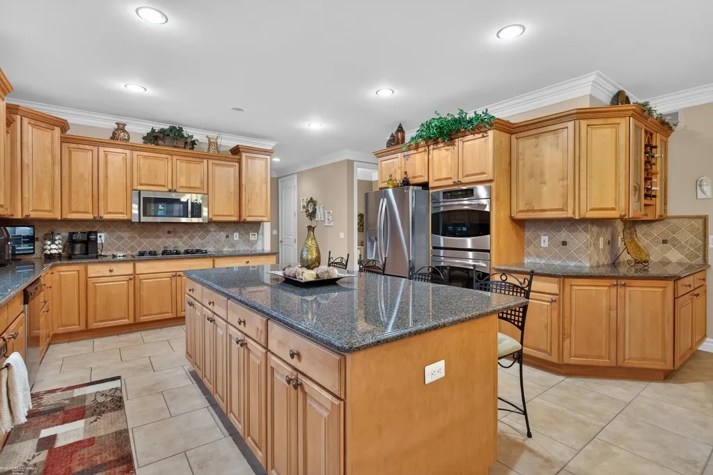 62734 Morningside Drive Washington Township MI 48094
