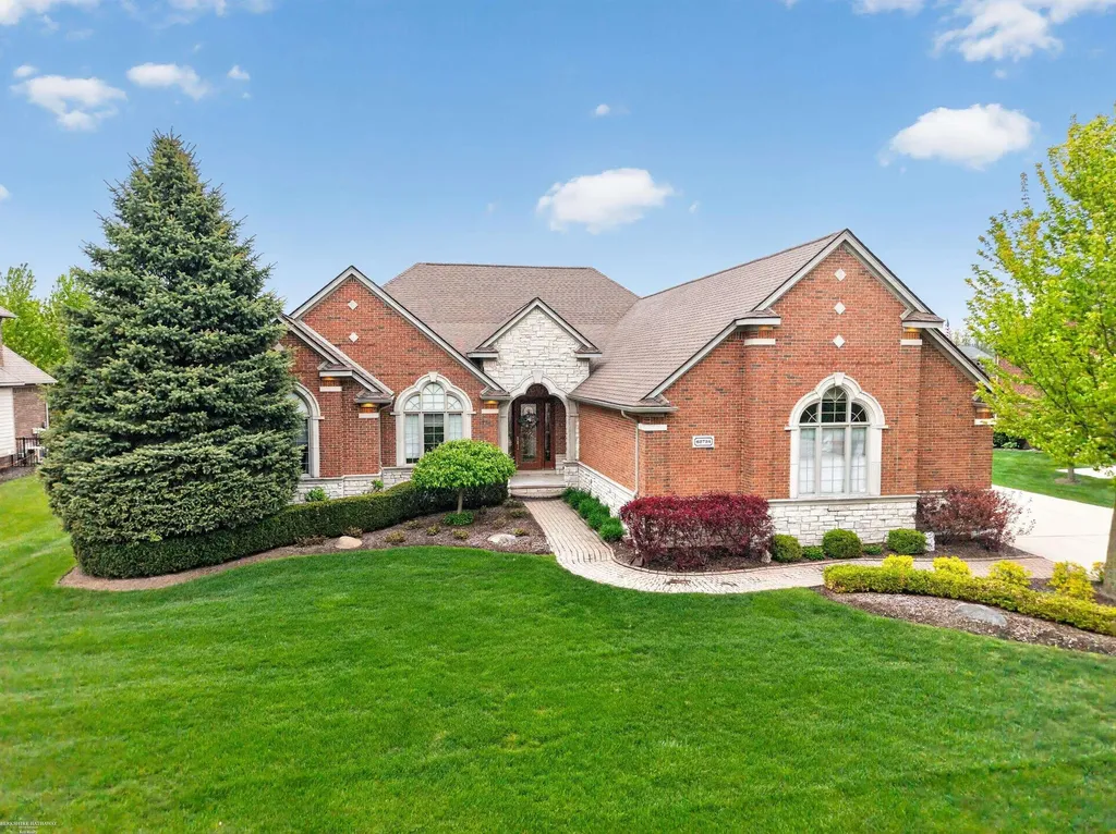 62734 Morningside Drive Washington Township MI 48094