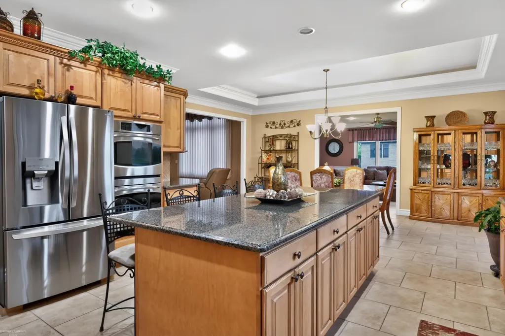 62734 Morningside Drive Washington Township MI 48094