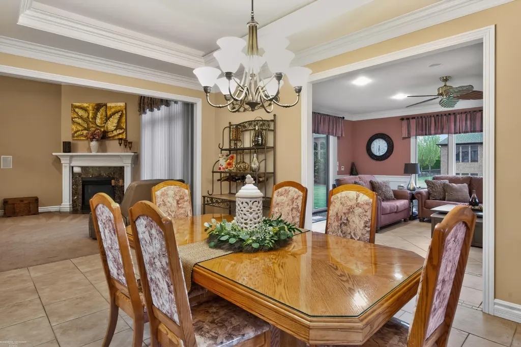 62734 Morningside Drive Washington Township MI 48094