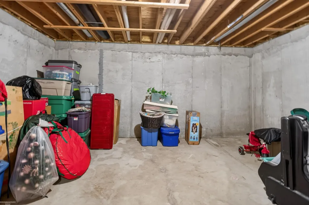 62734 Morningside Drive Washington Township MI 48094