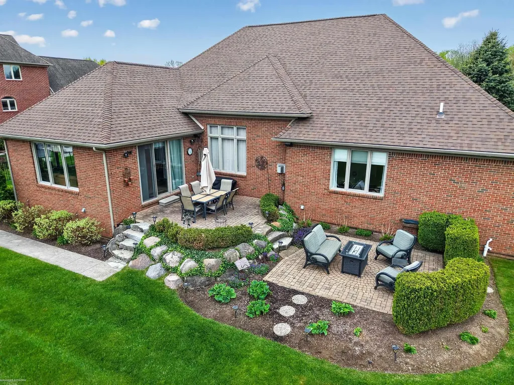 62734 Morningside Drive Washington Township MI 48094