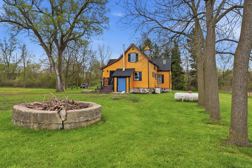 8839 Petz Road Imlay Township MI 48444