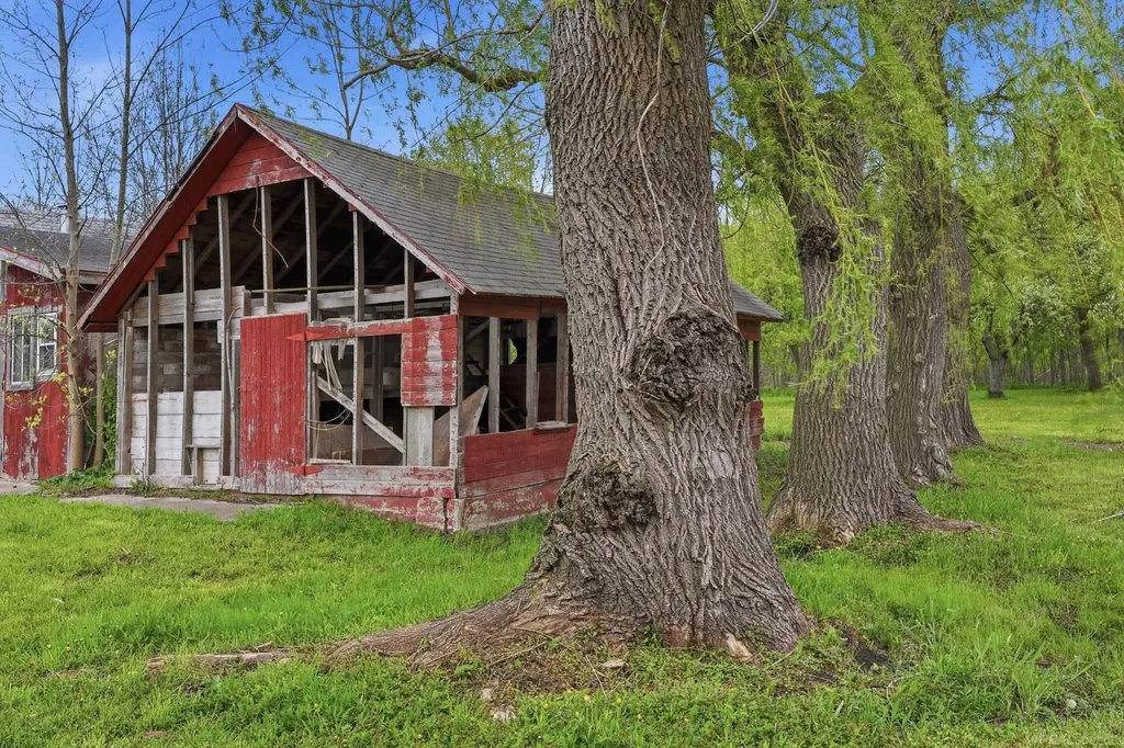 8839 Petz Road Imlay Township MI 48444