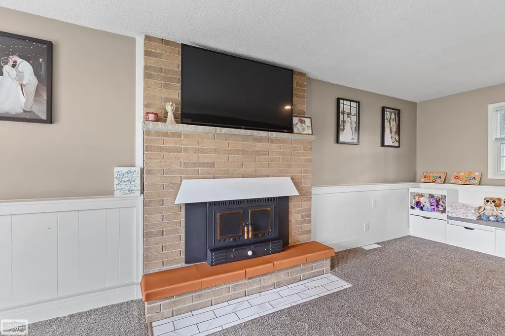 5741 N. Adrian Hwy. Road Raisin Township MI 49221