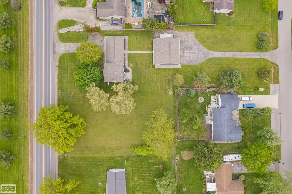 5741 N. Adrian Hwy. Road Raisin Township MI 49221