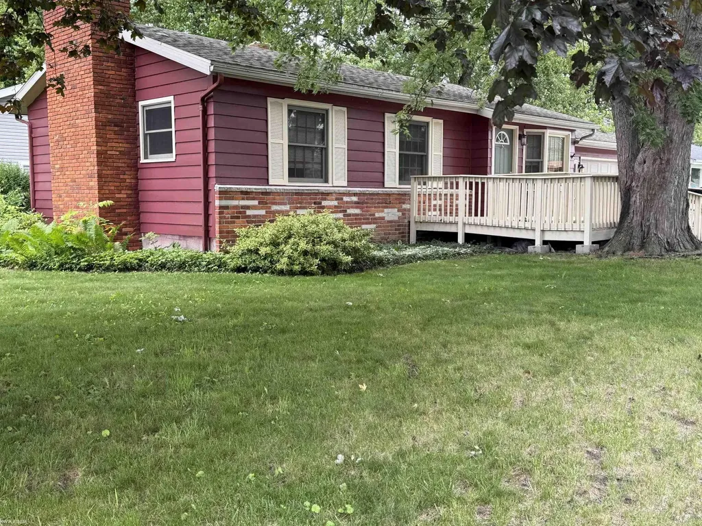 2436 20th Avenue Port Huron City MI 48060