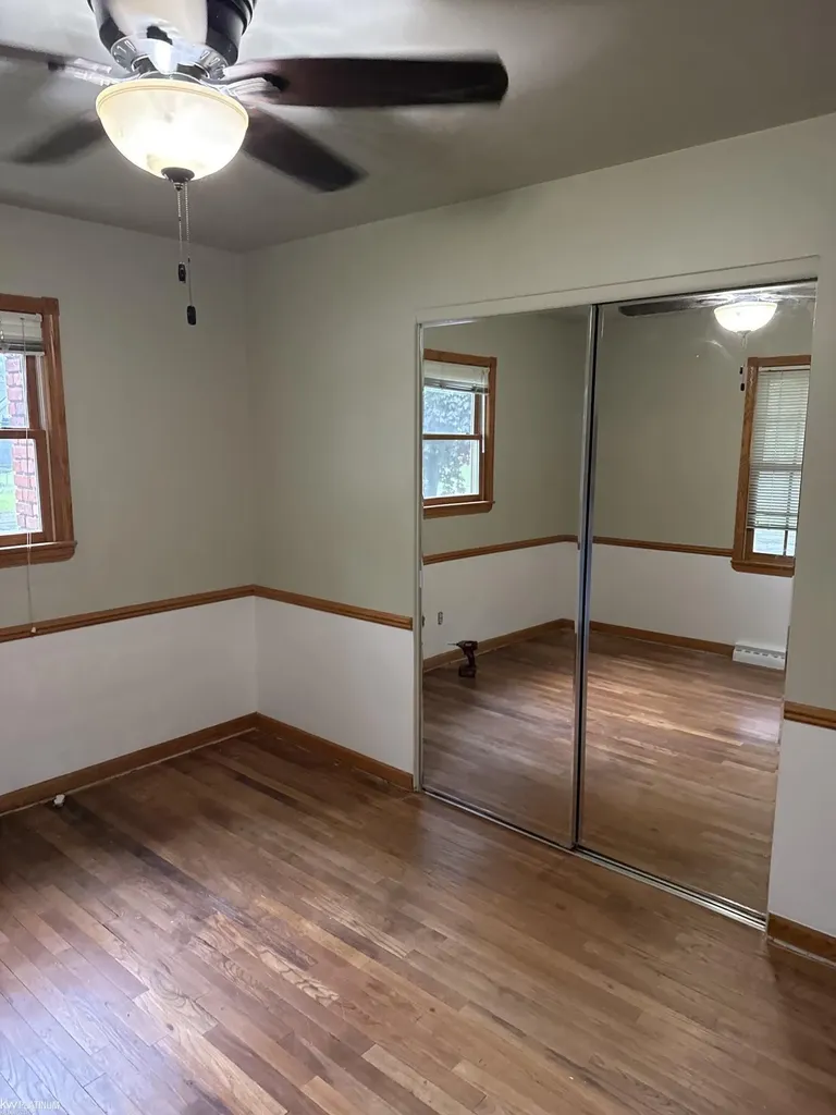 2436 20th Avenue Port Huron City MI 48060