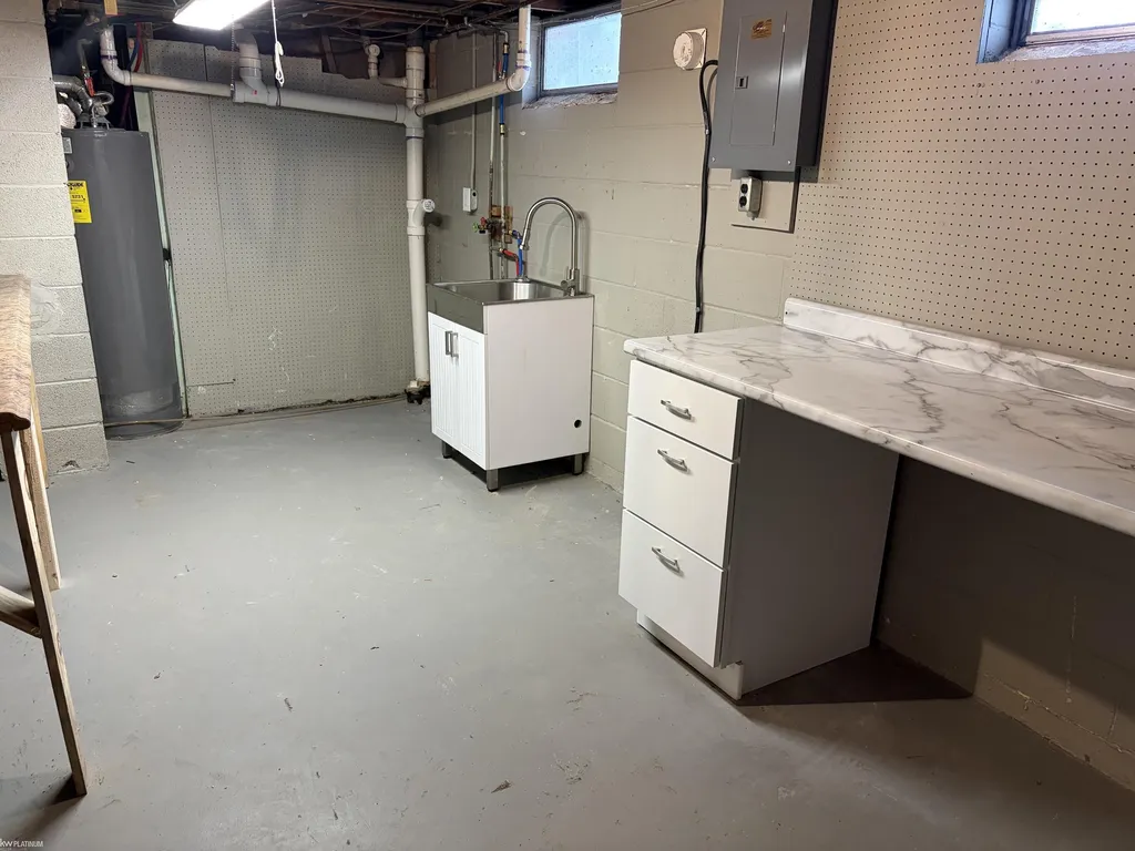 2436 20th Avenue Port Huron City MI 48060
