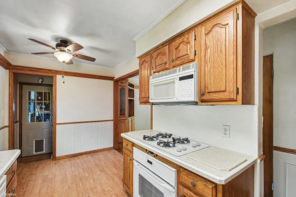 2436 20th Avenue Port Huron City MI 48060