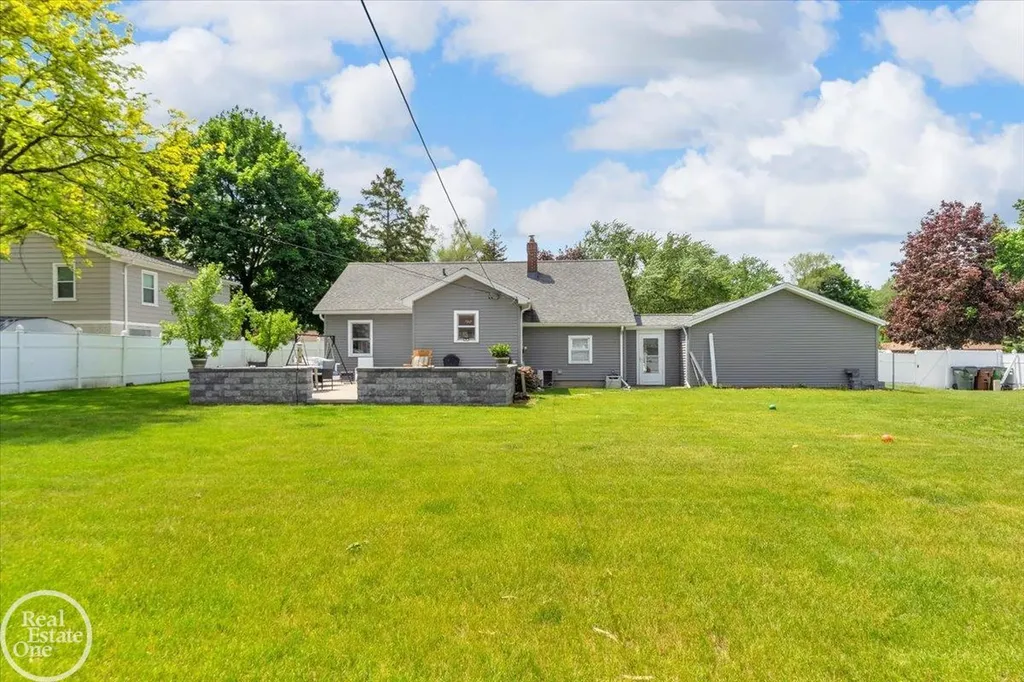 47840 Greenview Road Shelby Charter Township MI 48317