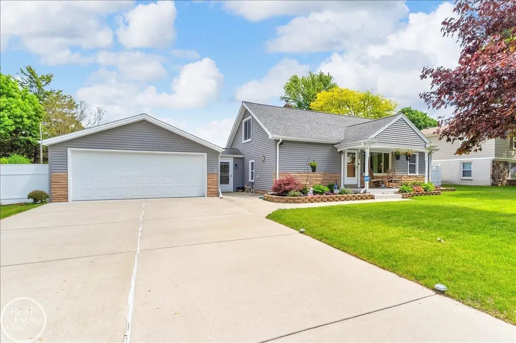47840 Greenview Road Shelby Charter Township MI 48317