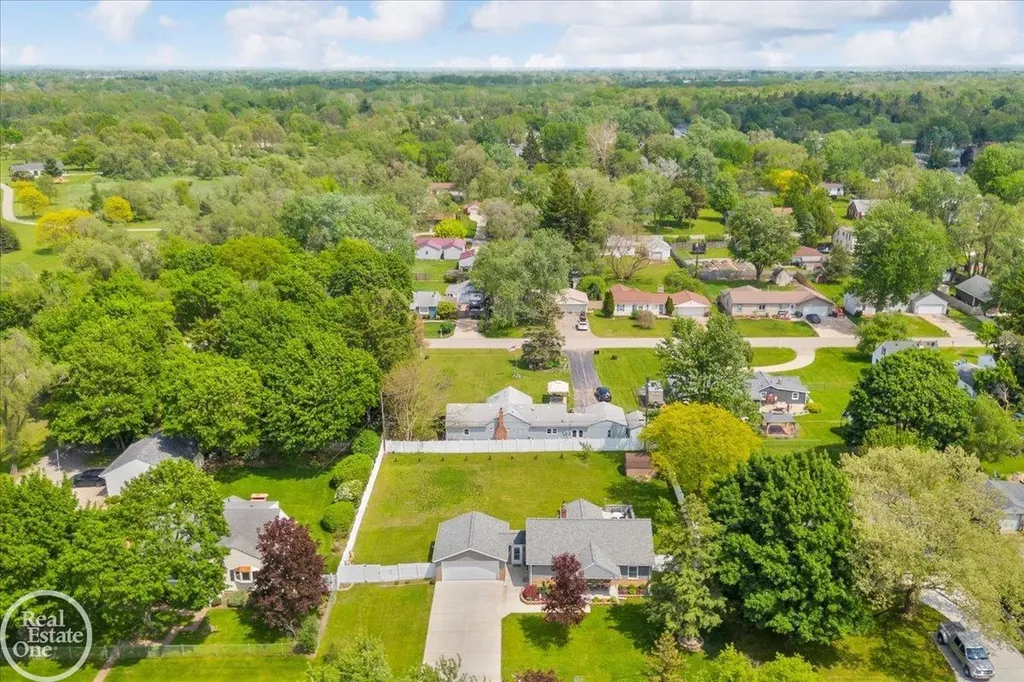 47840 Greenview Road Shelby Charter Township MI 48317