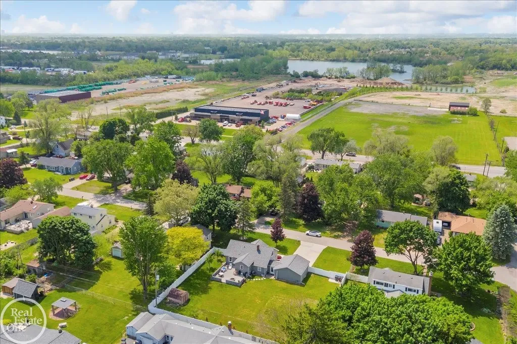 47840 Greenview Road Shelby Charter Township MI 48317