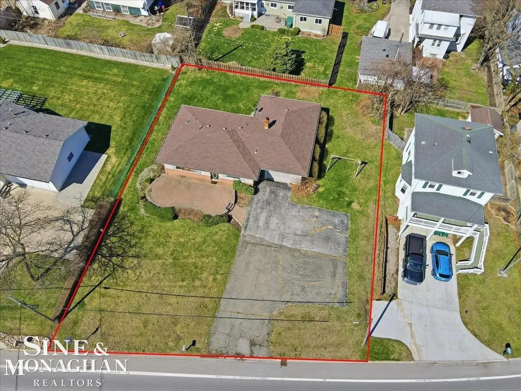 1350 Oakland Avenue St. Clair City MI 48079