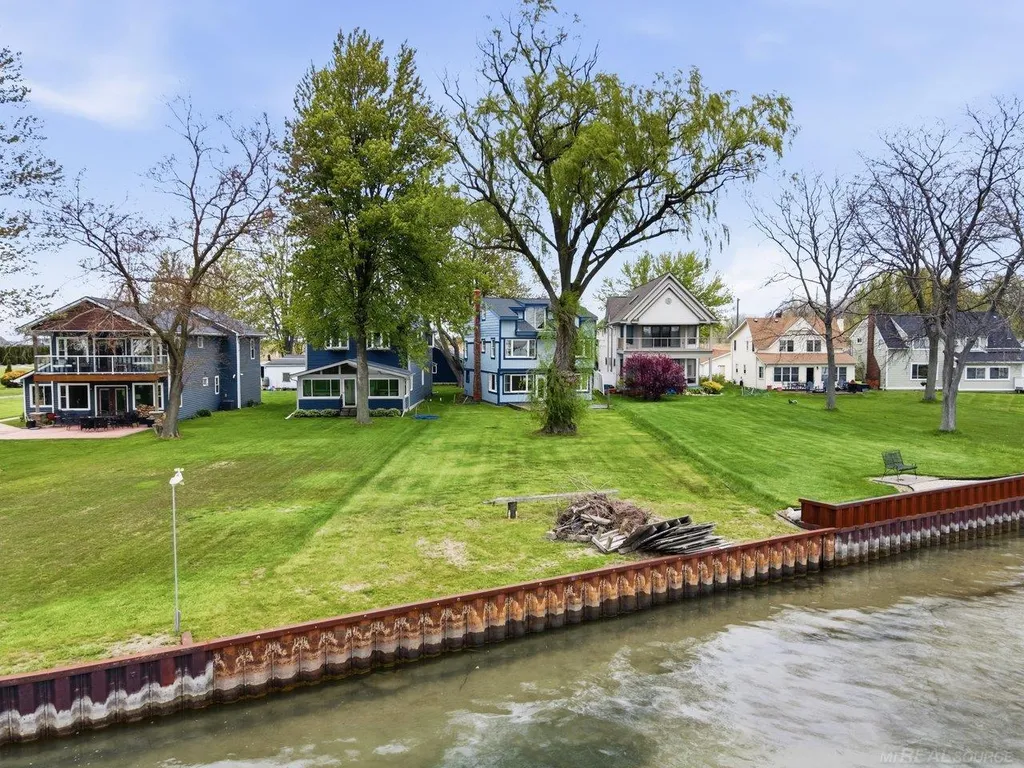 6143 Pointe Tremble Road Clay Township MI 48001
