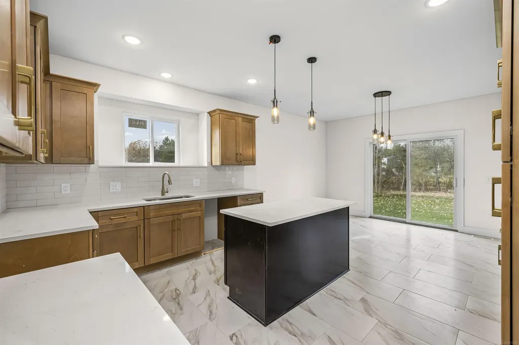 6519 Jamie Lane Grand Blanc Charter Township MI 48439
