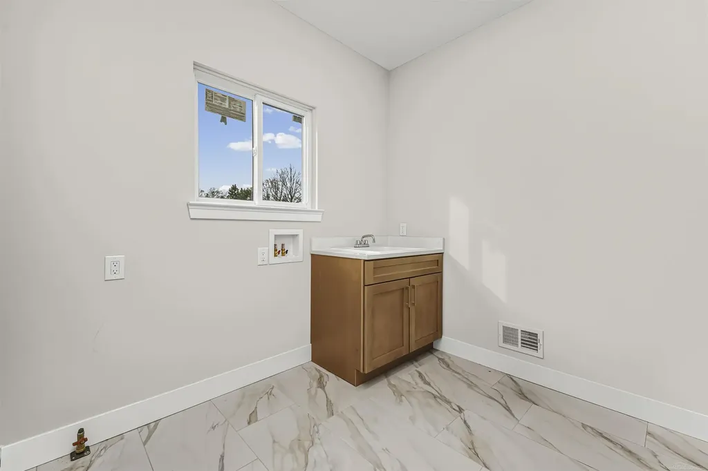 6519 Jamie Lane Grand Blanc Charter Township MI 48439