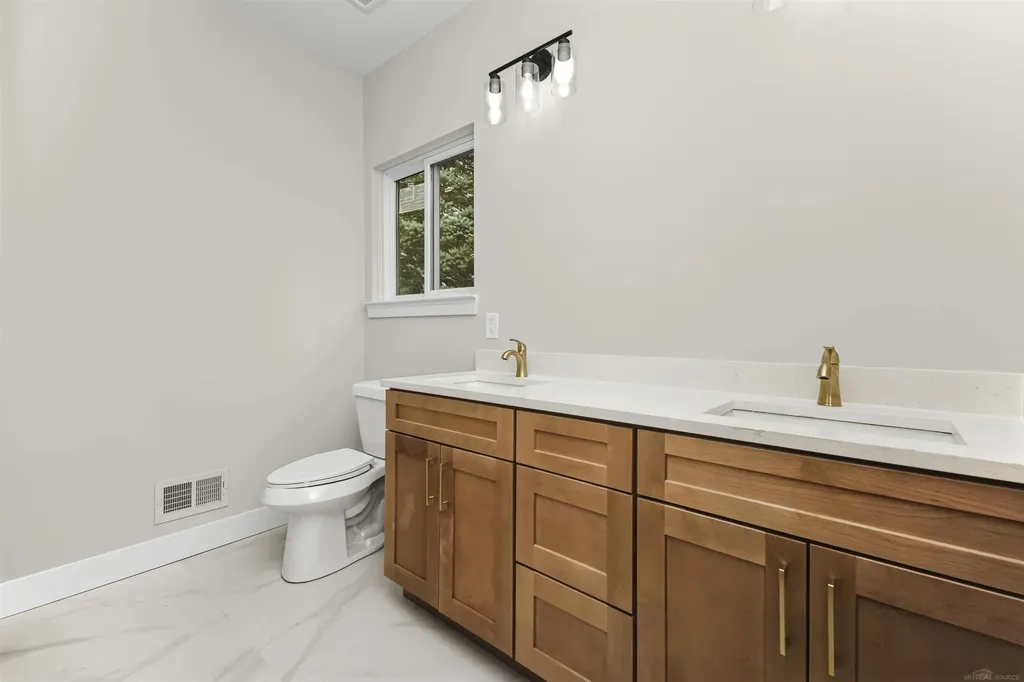 6519 Jamie Lane Grand Blanc Charter Township MI 48439