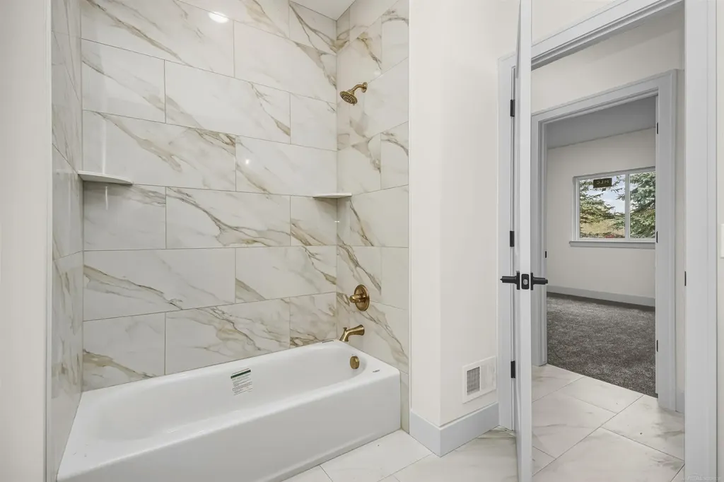 6519 Jamie Lane Grand Blanc Charter Township MI 48439